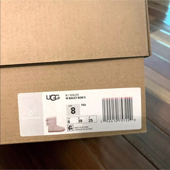 Ugg BAILEY BOW II BOOT - Picture 10 of 14